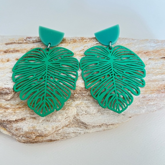 Colorful Leaf Earrings - Pop-of-color Statement Earrings - Summer Earrings - Picture 5 of 16